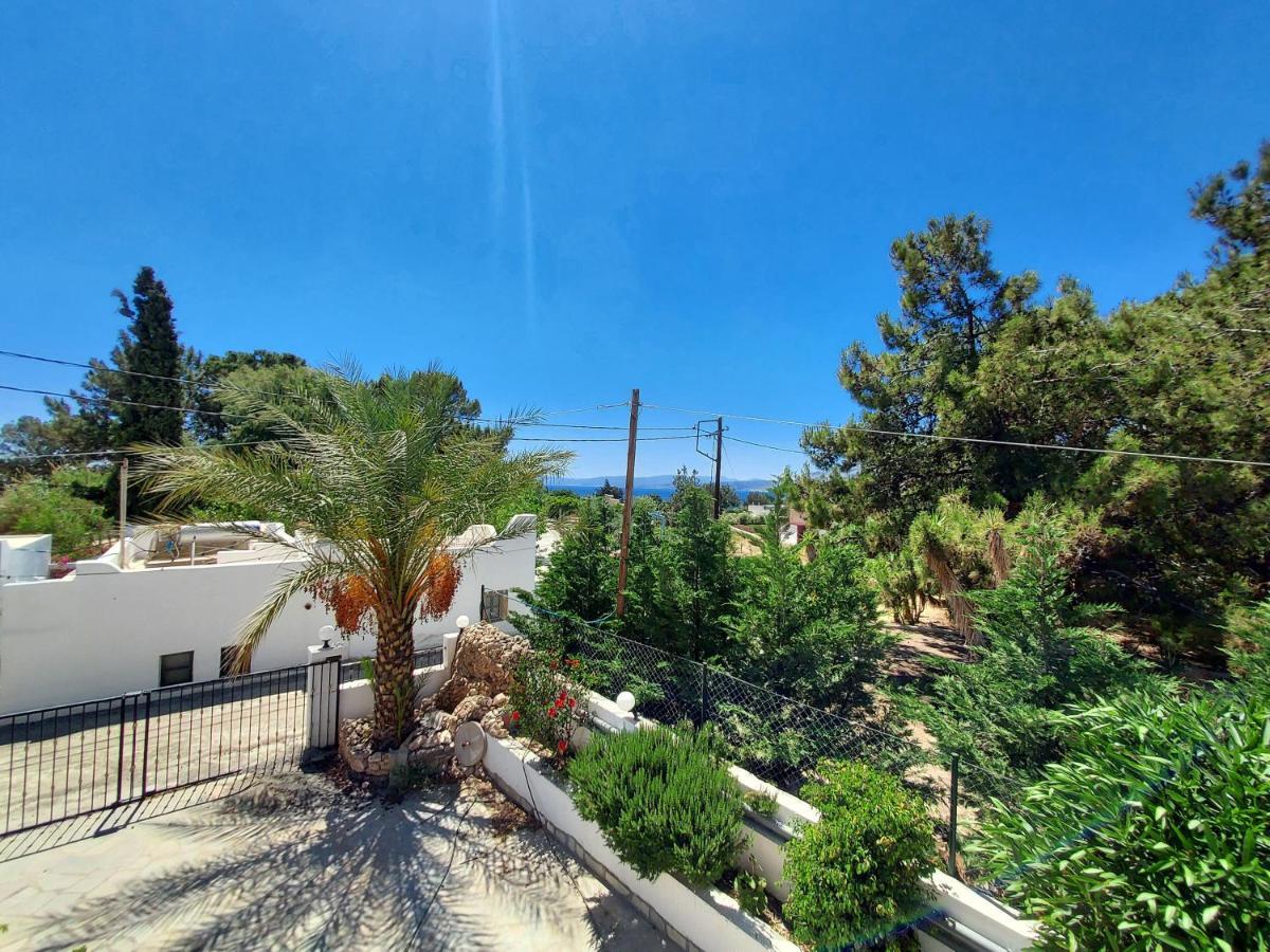 Courtyard Studios Pefki  Exterior photo